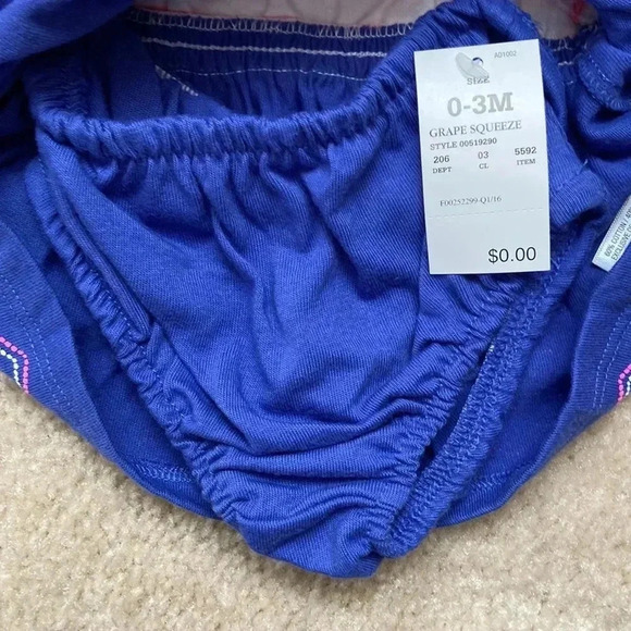 NWT Infant Dress with Bloomers - Picture 5 of 7